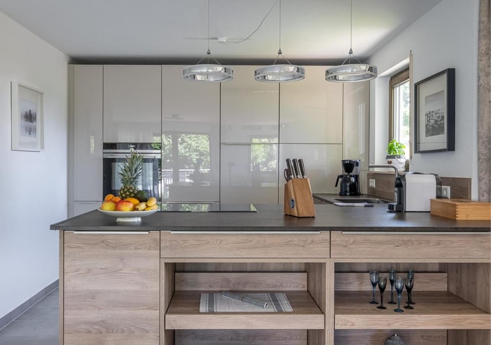 Coffee/tea facilities, Kitchen or kitchenette, Food, toaster