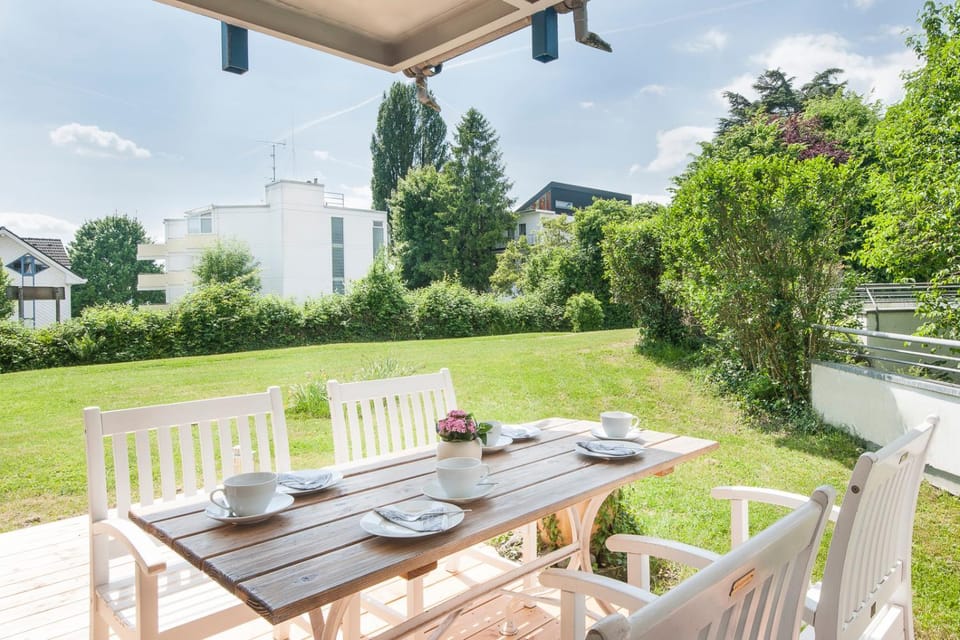 Balcony/Terrace, Garden view