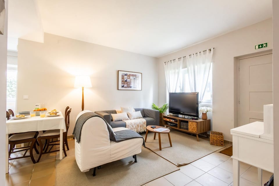 Communal lounge/ TV room, Living room