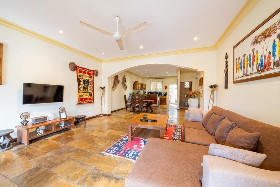 Amani Luxury Apartment Diani, 2 Bedroom Apartment in Diani Beach