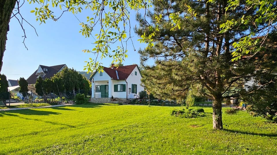 Zöld Vendégház - Siklós House in Hungary