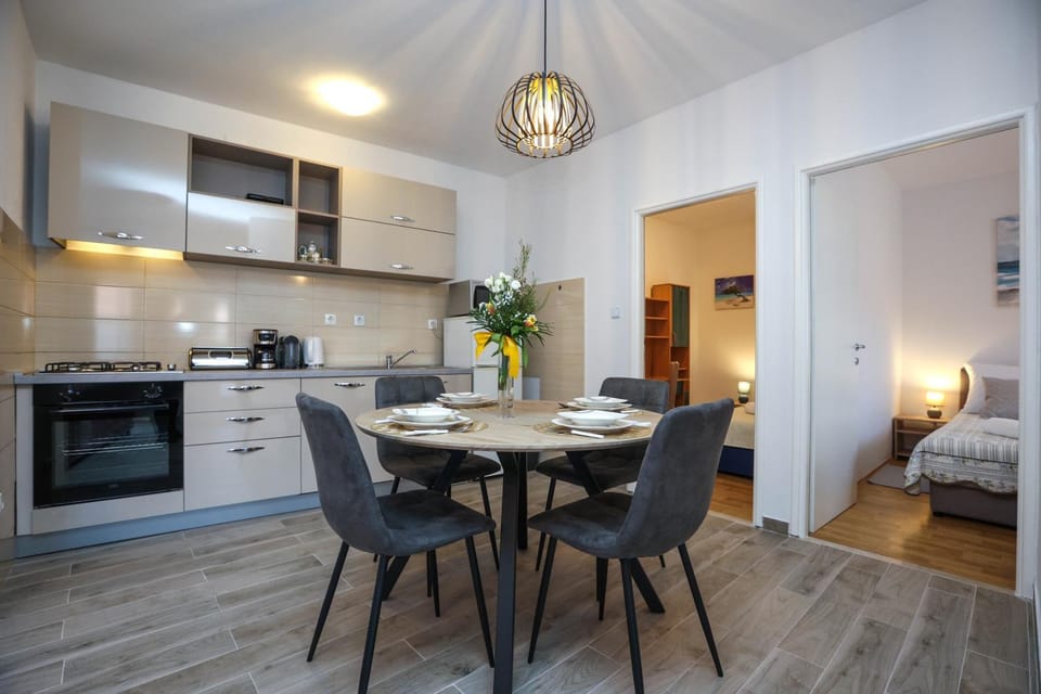 David two bdr apartment with parking Apartment in Zadar