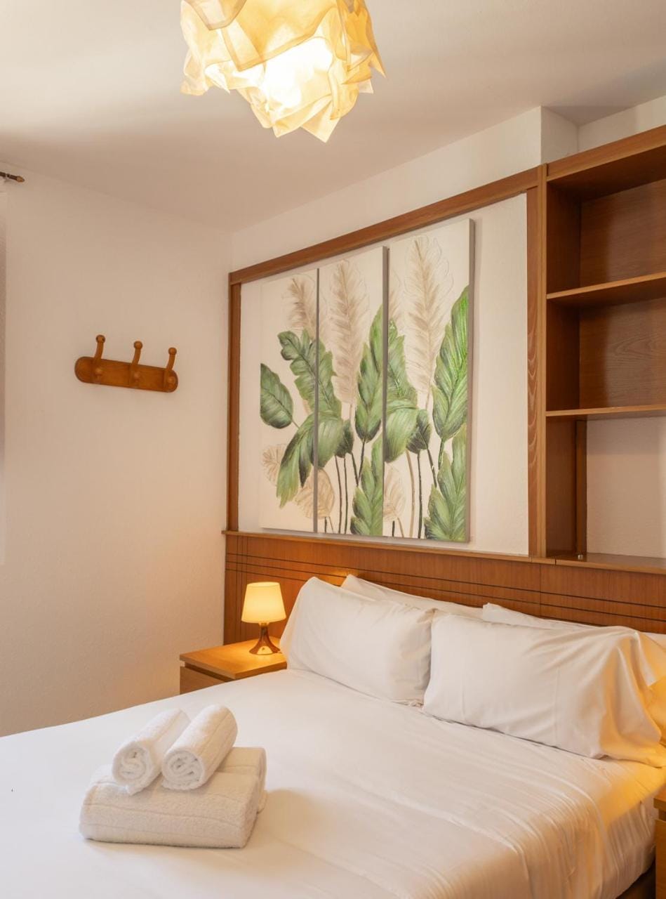 Pureza City Suite Apartment in Seville