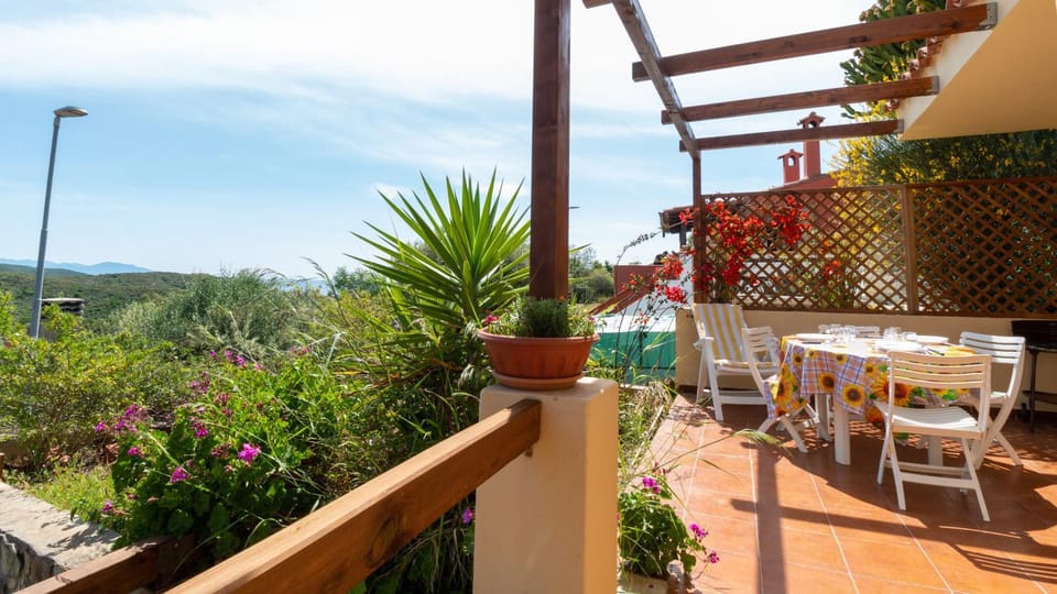 Property building, Balcony/Terrace