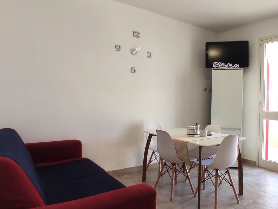 TV and multimedia, Living room, Dining area