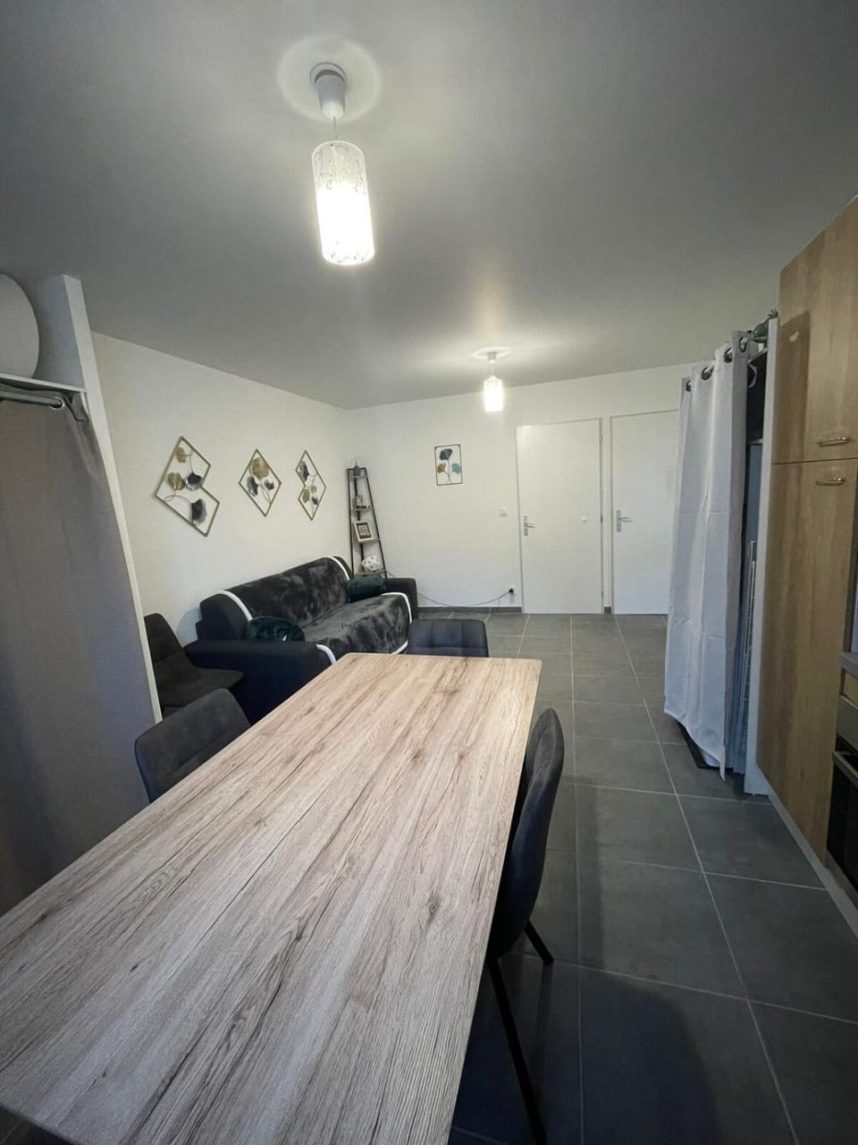 Kitchen or kitchenette, Seating area, Dining area, wardrobe