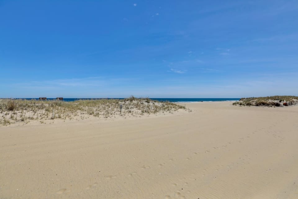 2 Blocks to Beach: Sunny Ocean Grove Apartment Apartment in Ocean Grove