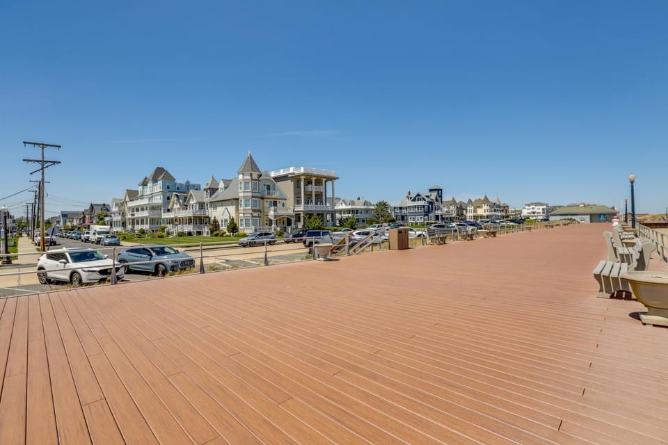 Walk to Beach & Dtwn: Apt in Ocean Grove Apartment in Ocean Grove