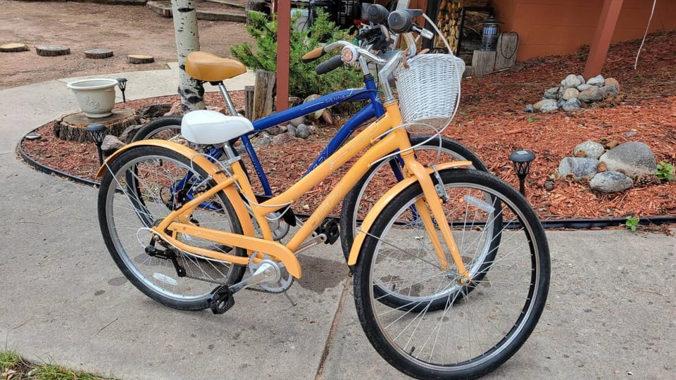 Neighbourhood, Natural landscape, Activities, Cycling