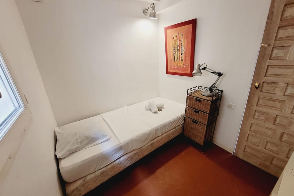 Apartment with roof terrace in Aix Apartment in Aix-en-Provence