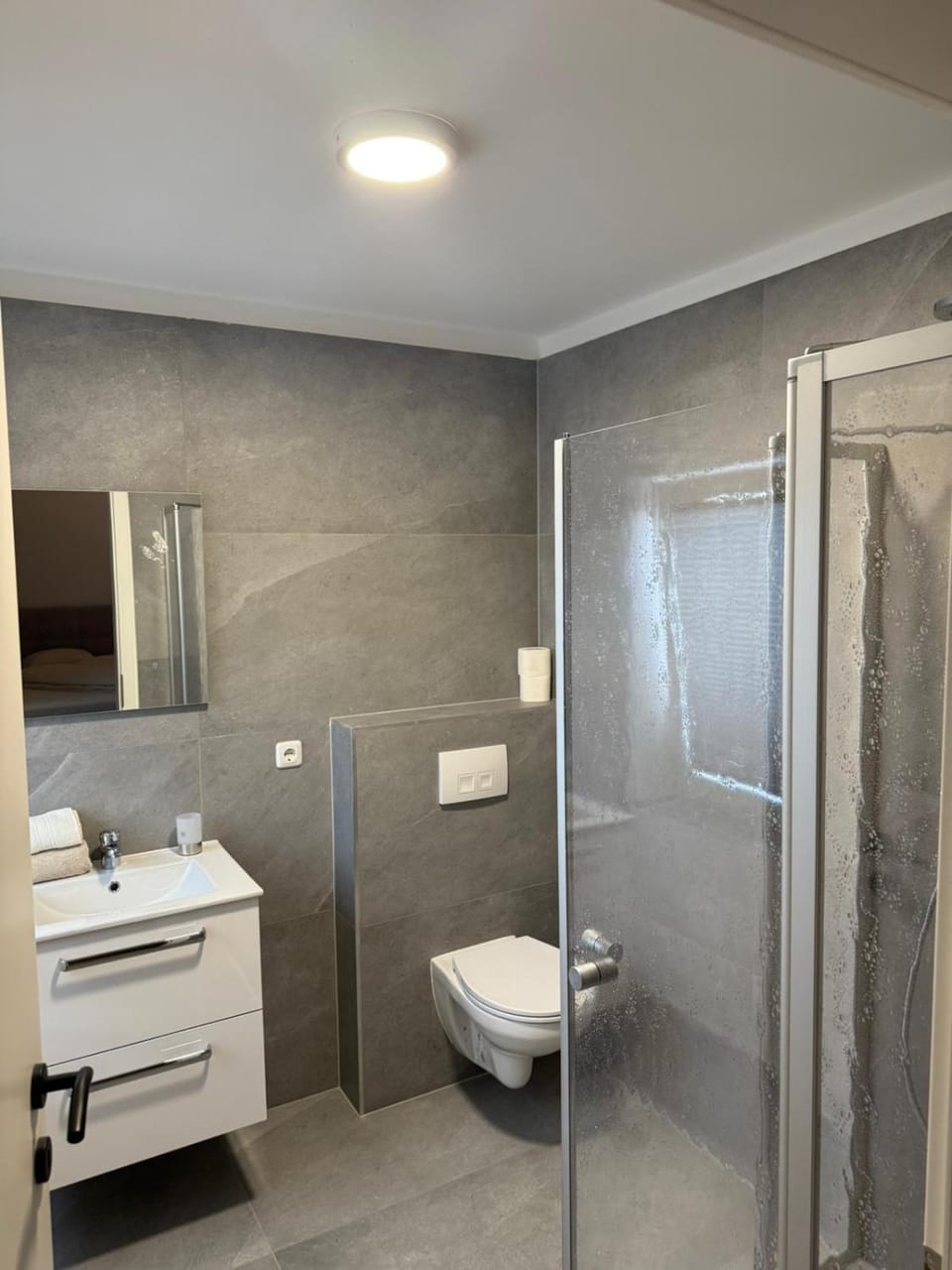 Shower, Toilet, Bathroom