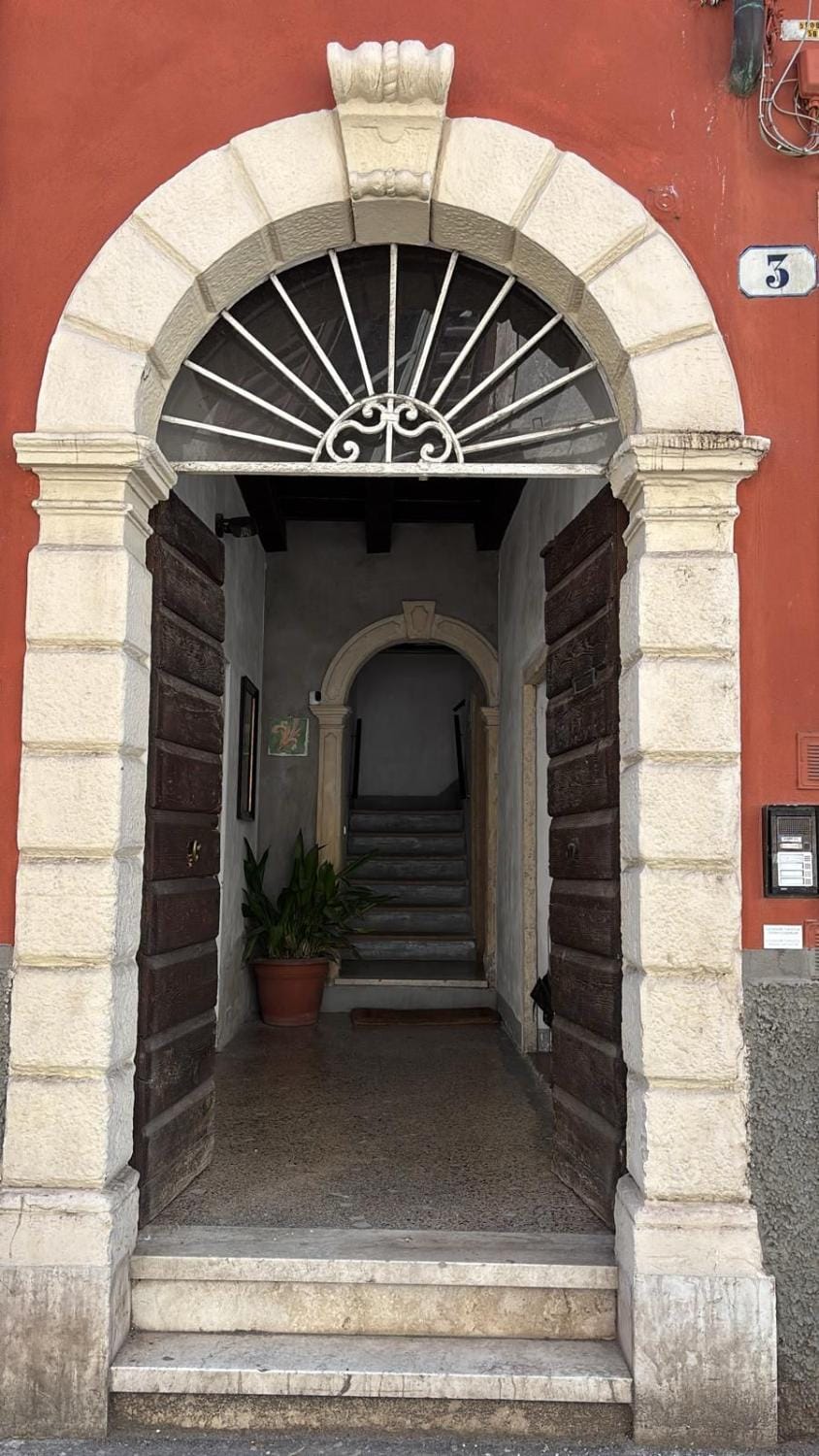 Property building, Facade/entrance