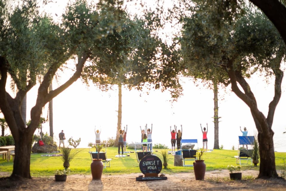 People, Natural landscape, Garden view, Sea view
