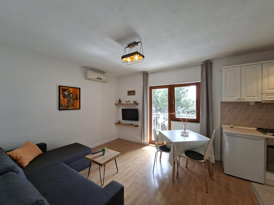 Apartments Bartol with Free Bikes Apartment in Trogir