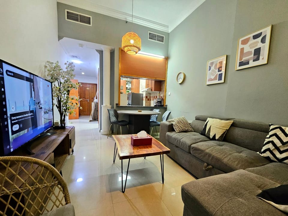 Royal Residence - Dream tower Marina Apartment in Dubai