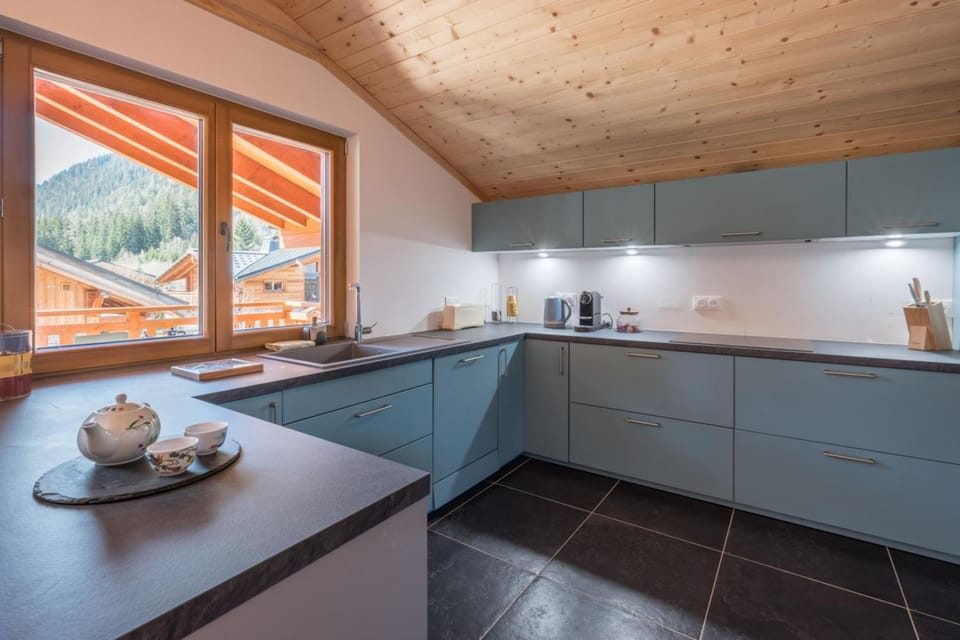 Large chalet for 10 with Mont Blanc's view Chalet in Chamonix