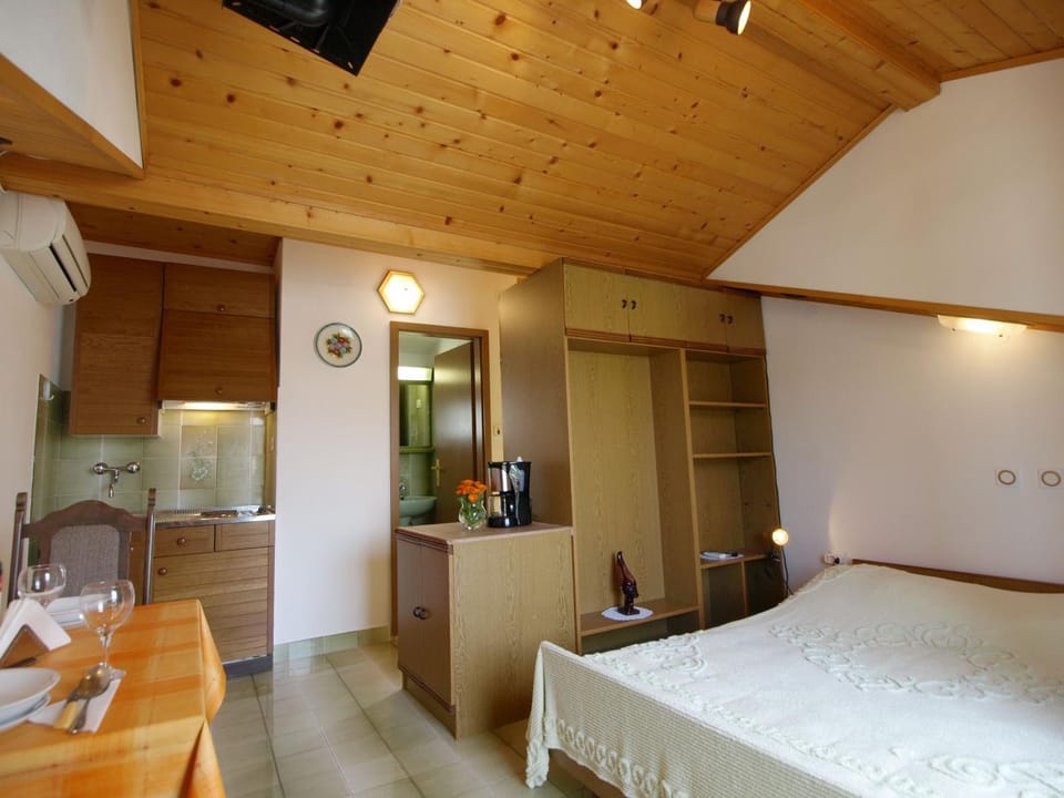 Living room, Bedroom