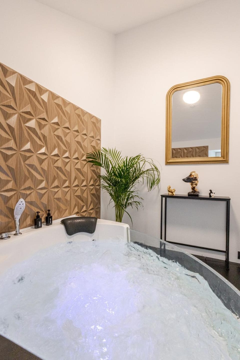 Hot Tub, Bathroom, Bath
