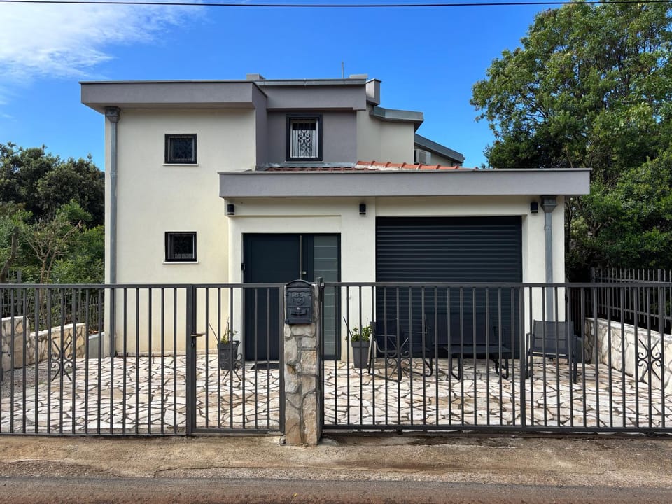 Oliva home Villa in Ulcinj Municipality