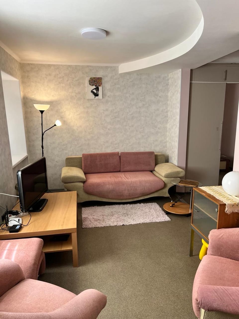 TV and multimedia, Living room, Seating area