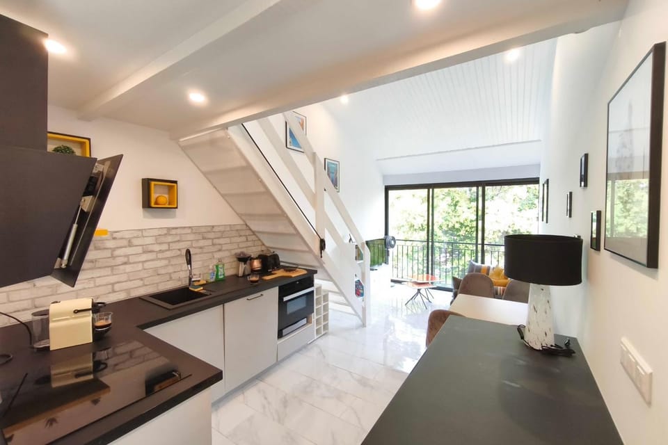 Studio with balcony - sea view Apartment in Corsica