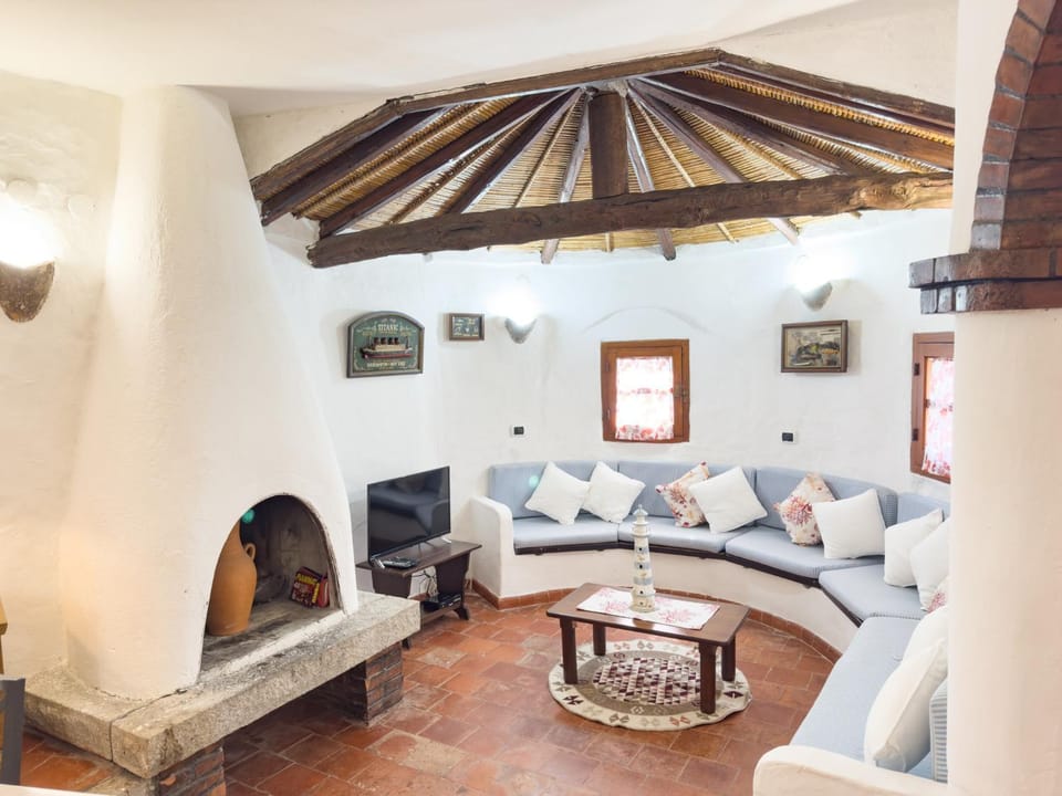 Living room, fireplace