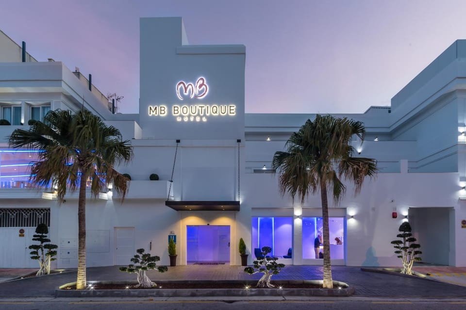 Facade/entrance, Property logo or sign