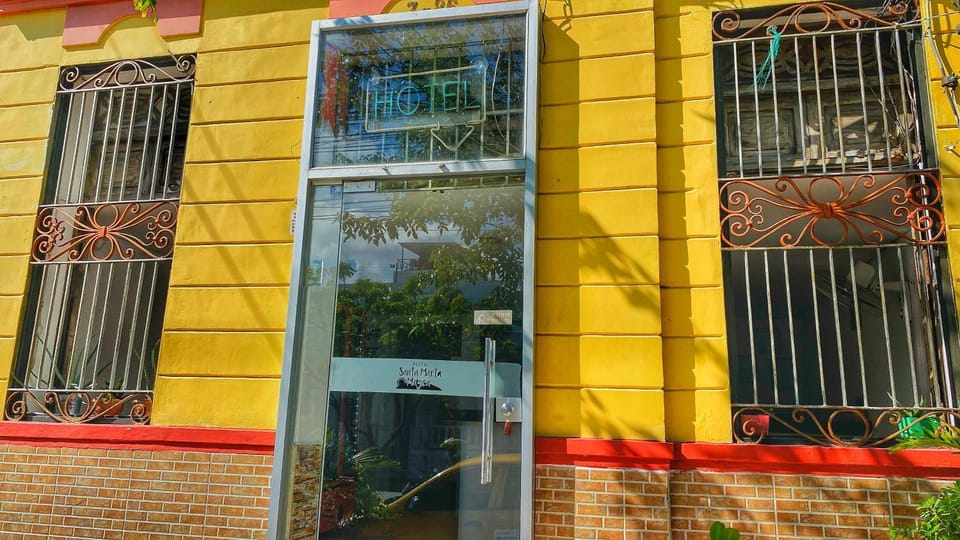 Property building, Facade/entrance