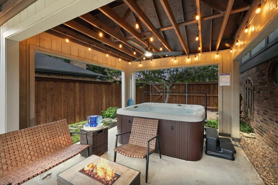 Country Living x Backyard Pool Oasis 4BD 2BA House in Keller