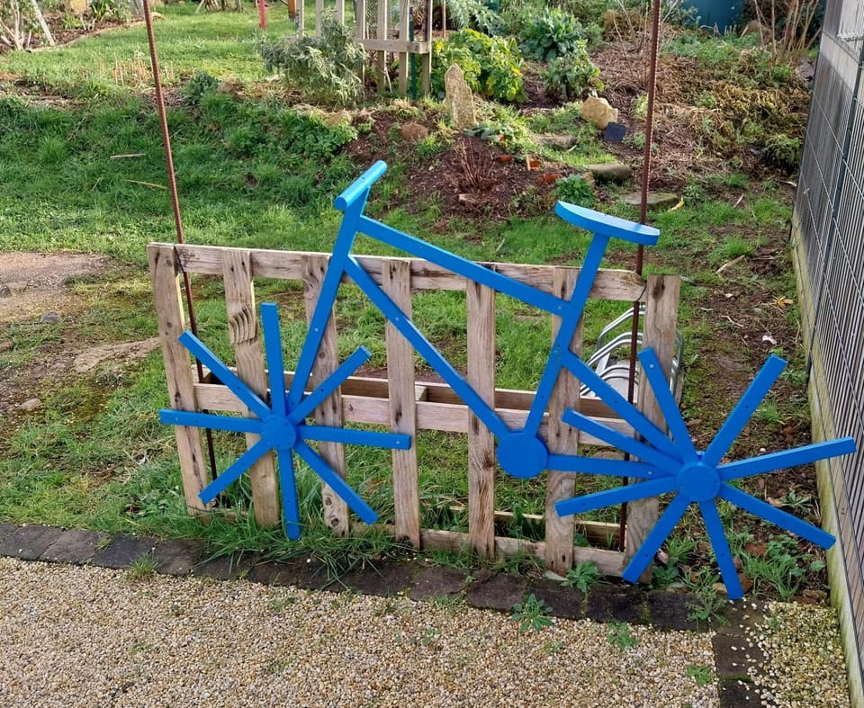 Garden, Cycling