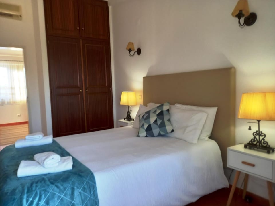 Quinta das AVES - Suite Familiar Nº 2 Bed and Breakfast in Lagos