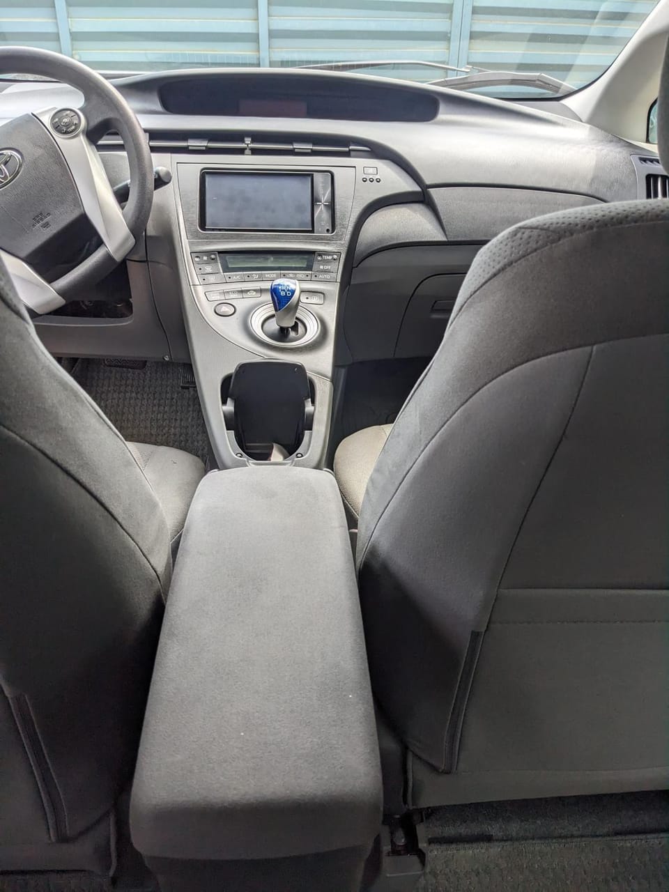 White car - TOYOTA PRIUS MODEL 2010 Vacation rental in Africa