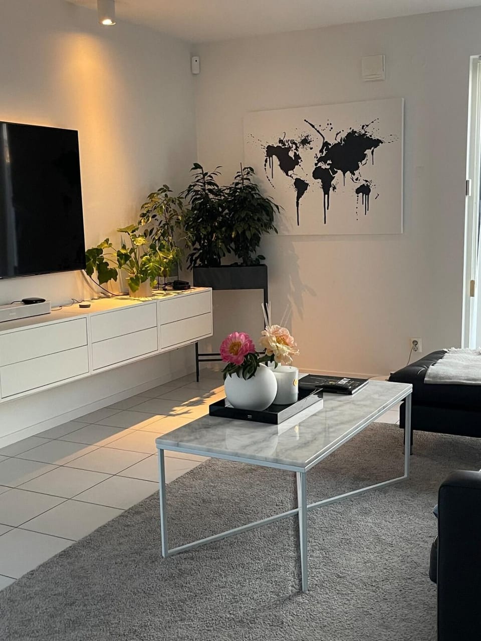TV and multimedia, Living room, Seating area