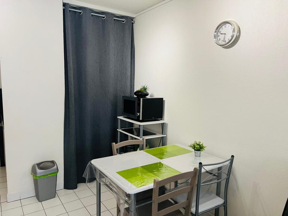 Magnan et ses plages de la Promenade des Anglais Apartment in Nice