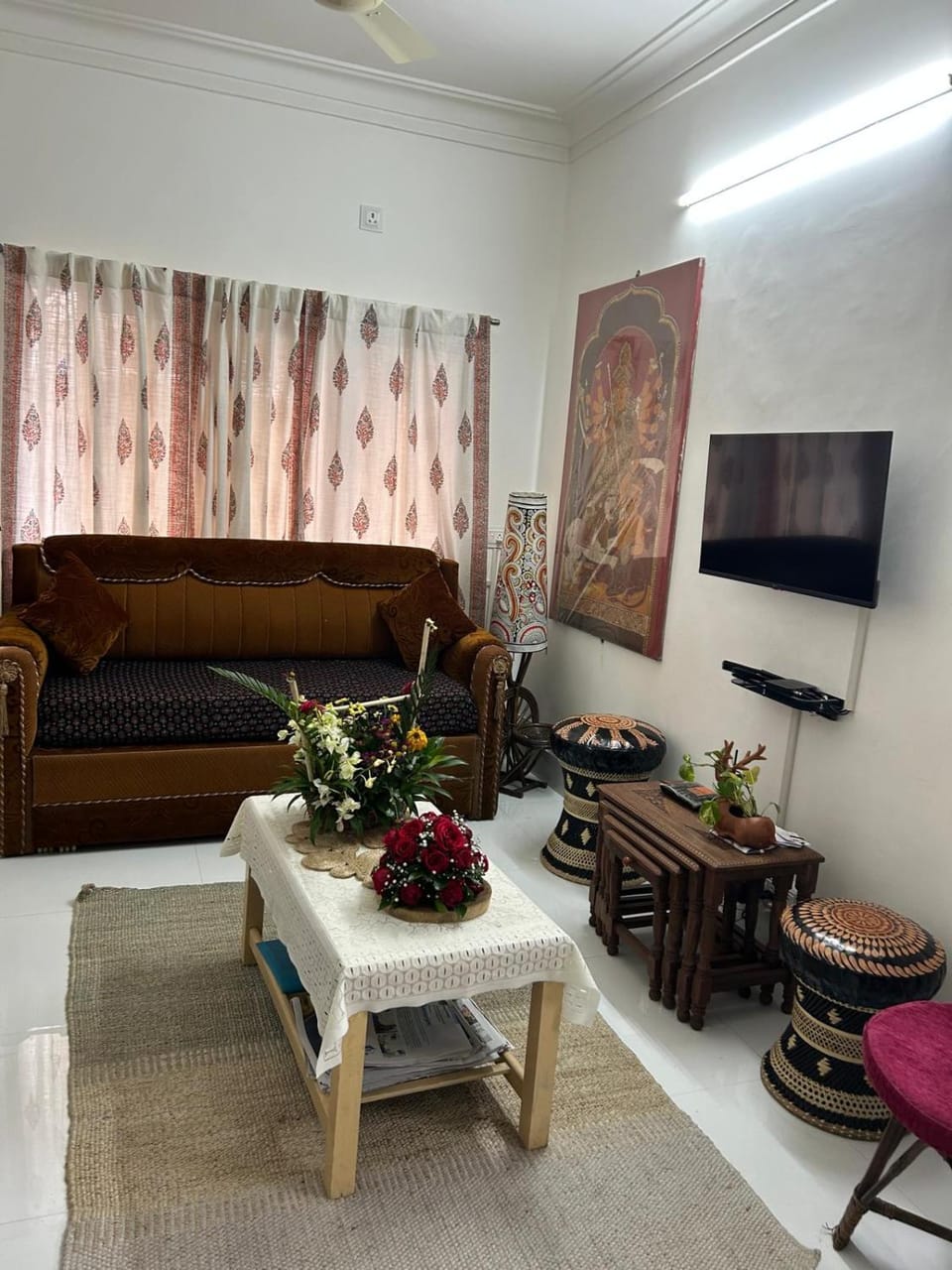 Communal lounge/ TV room, TV and multimedia, Living room, Seating area, Evening entertainment