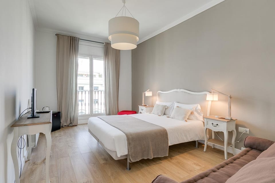 Rambla Catalunya Sky Apartment in Barcelona