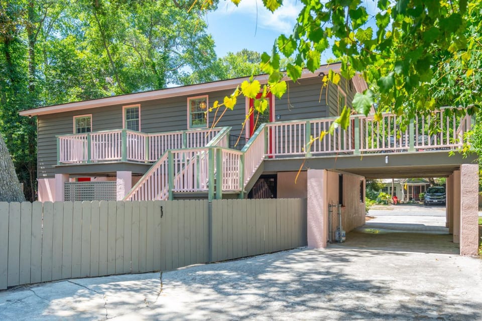 Pet Friendly Folly Vacation Three Bedroom Cottage 317 East House in Folly Beach