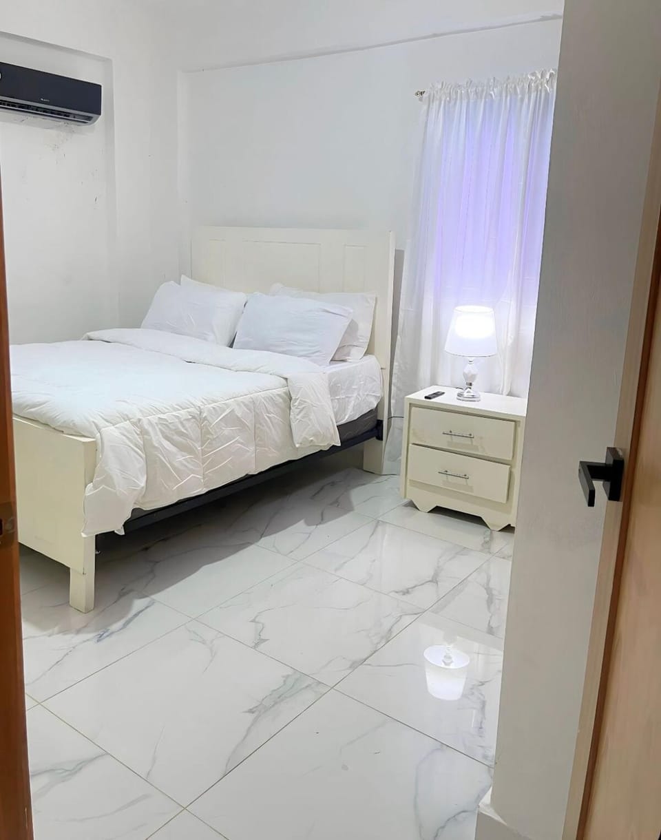 Villa súper cómoda 3 habitaciones con piscina Villa in Santo Domingo Este
