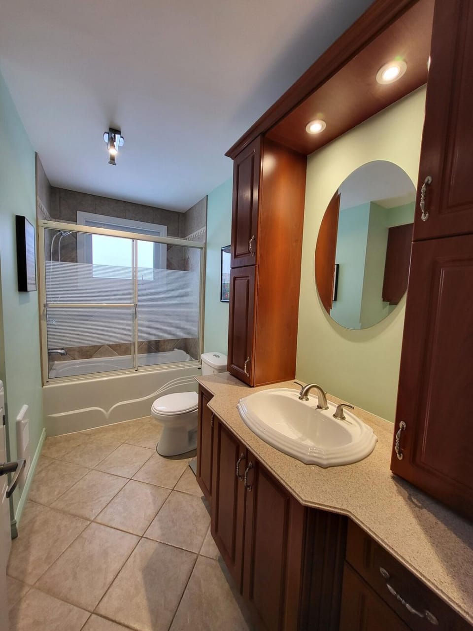 Shower, Toilet, Bathroom, Bath, towels