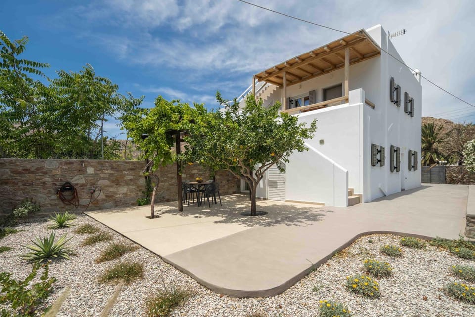 Perla's Luxury Apartments B Apartment in Milos