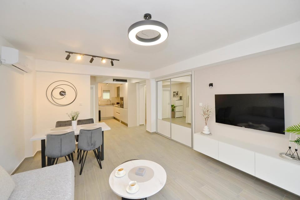 SEA VIEW apartment, Dobrota, Kotor Apartment in Dobrota