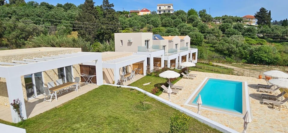 Arillas Peacefull Bungalows Resort in Corfu - Arillas