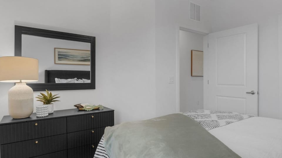 Luxury 1BEDROOM 1BATH SLABTOWN-PEARL Apartment in Portland