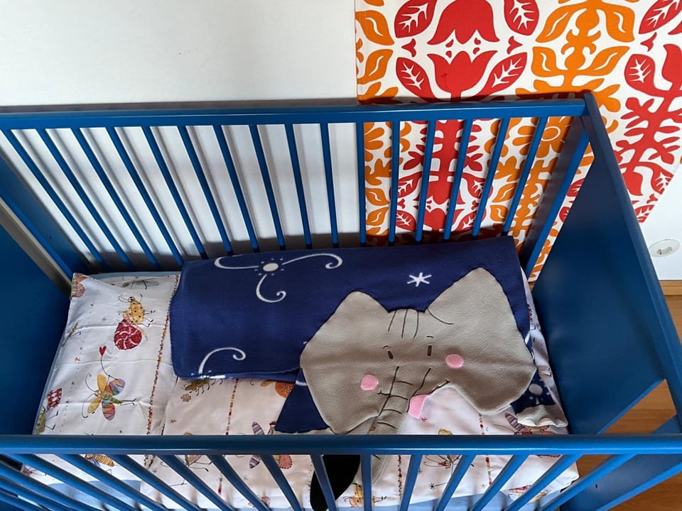 cot