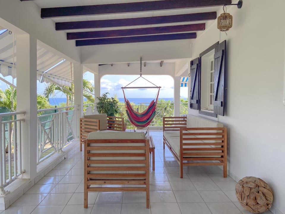 Patio, View (from property/room), Balcony/Terrace, Living room