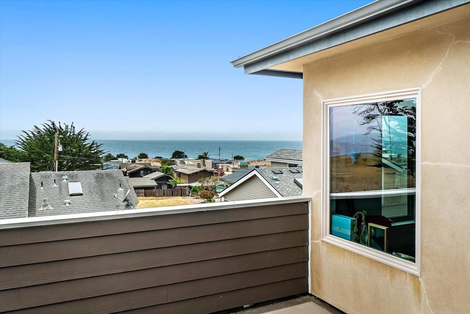 Seahorse Monthly-Spring Special-Mar thru May House in Cambria