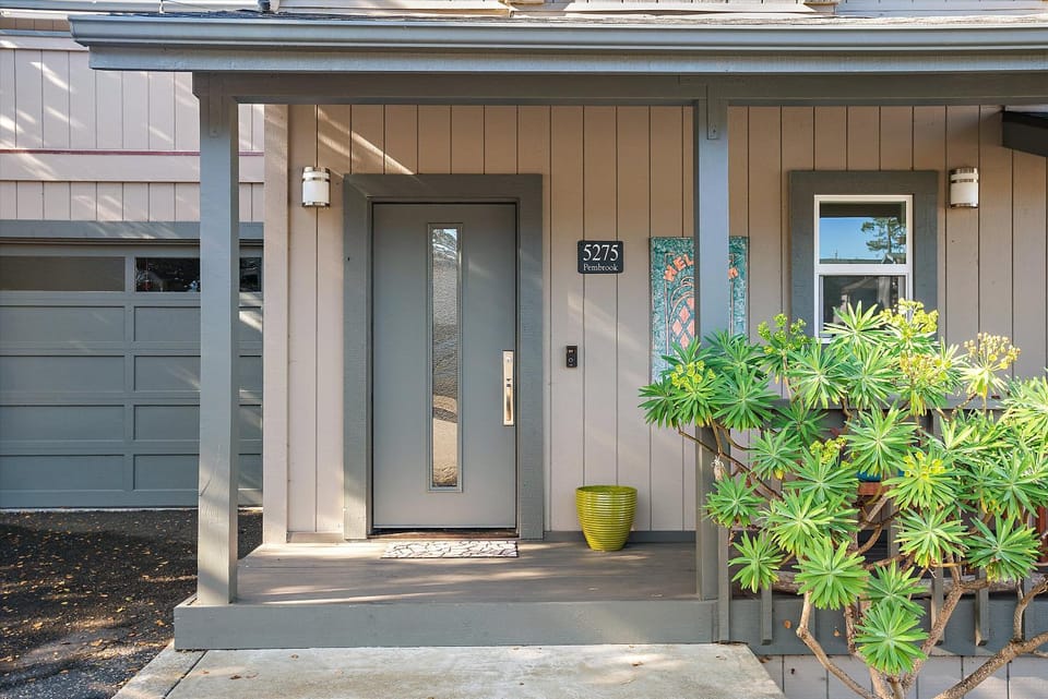 Pembrook Paradise Monthly-Spring Special Mar thru May House in Cambria