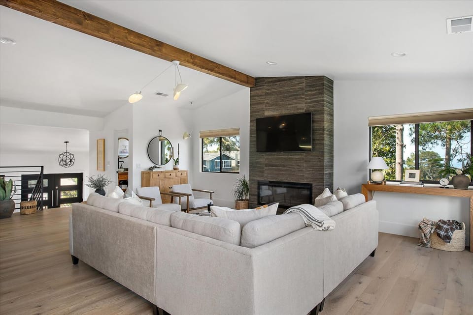 Sea La Vie Monthly House in Cambria