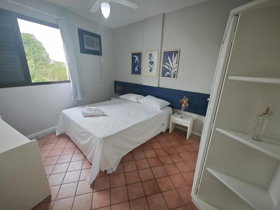C102 Apartamento pé na areia, com vista frente mar Apartment in Florianopolis
