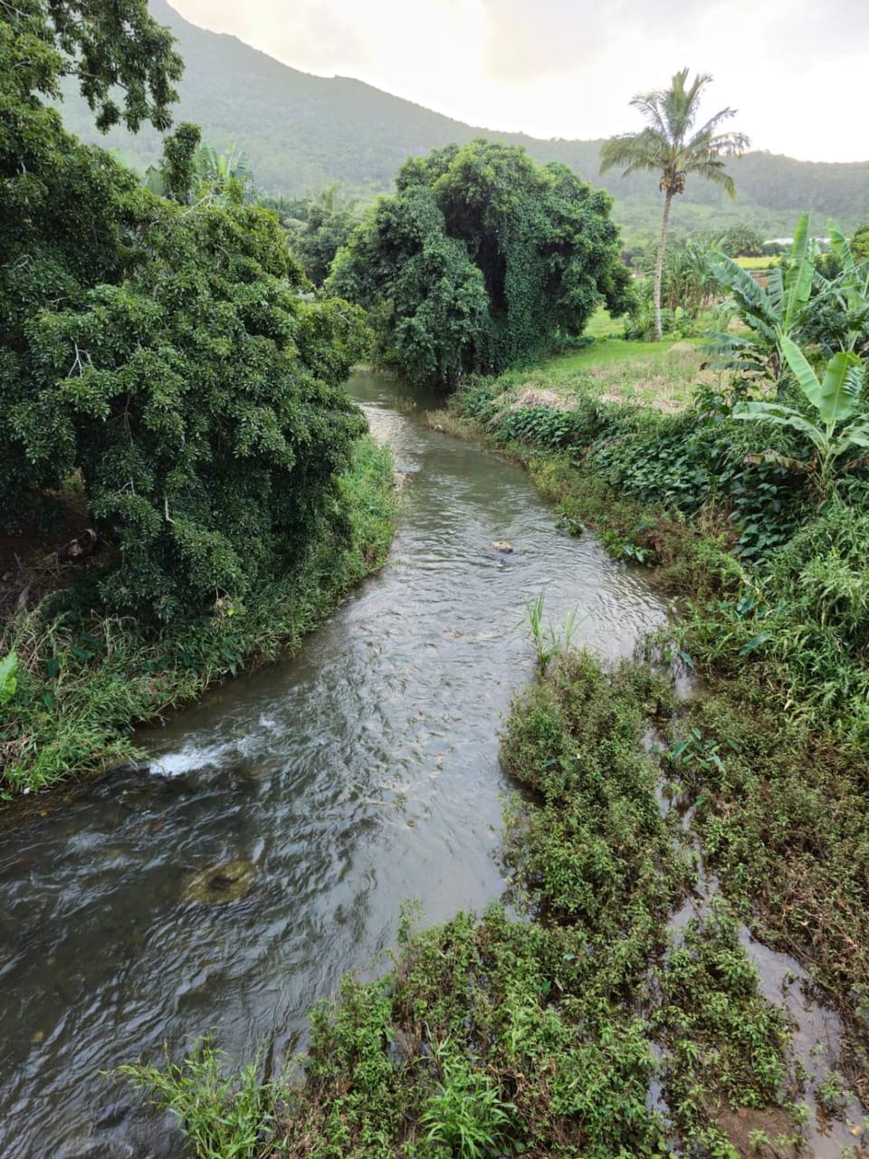 Nearby landmark, Natural landscape, Mountain view